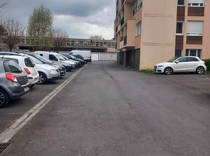 Cosy, Lumineux - 1ch'- 2 Lits - 4pers'- Streaming Apartament *